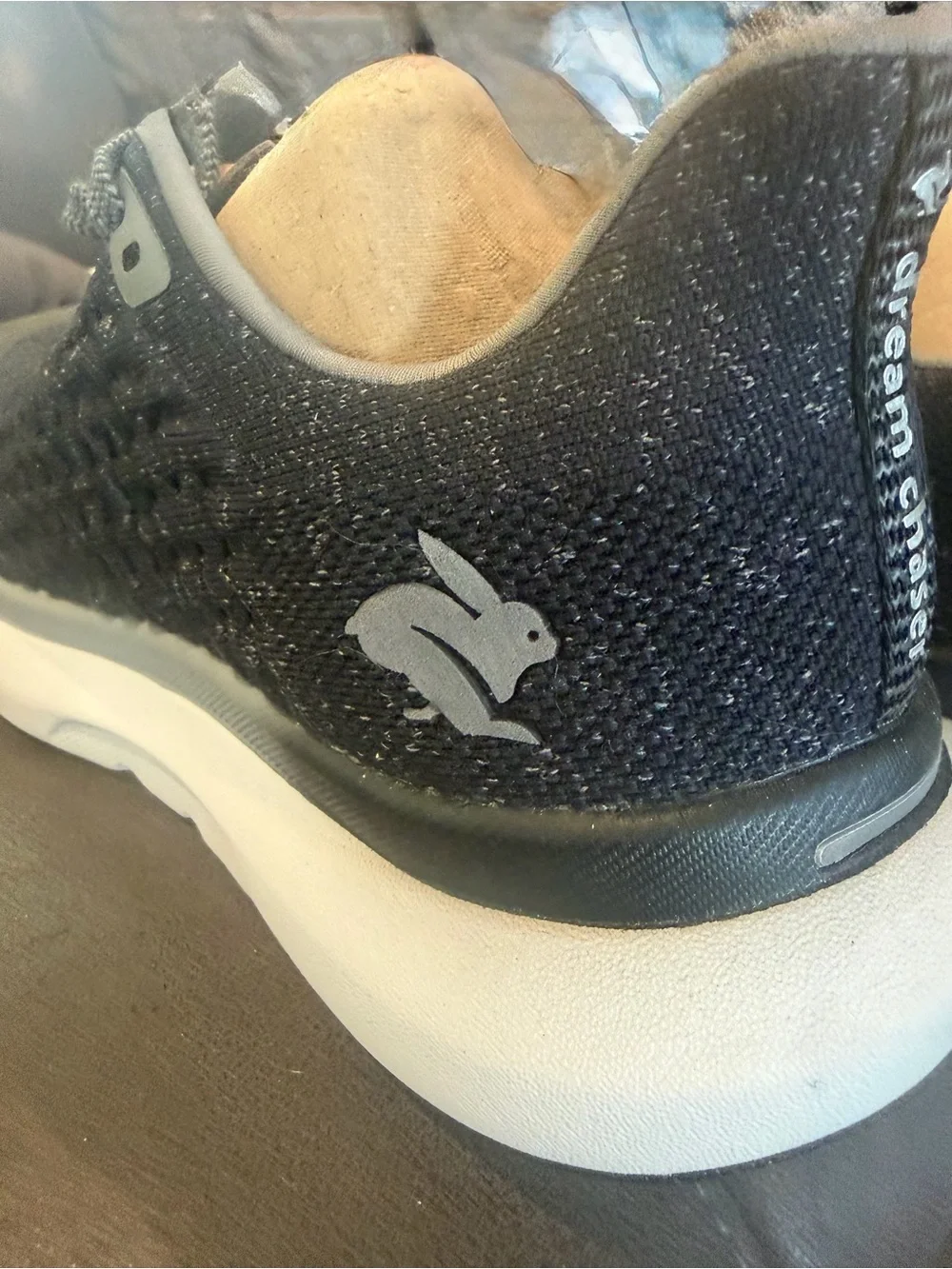 Men's Rabbit Dream Chaser. Size 10. New in box.  Knit Athletic Sneakers